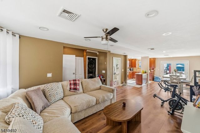 56 Brighton Ave Aka54, Kearny Town, NJ 07032
