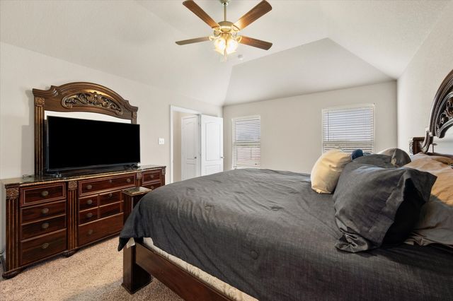 400 Hummingbird Trail, Crowley, TX 76036