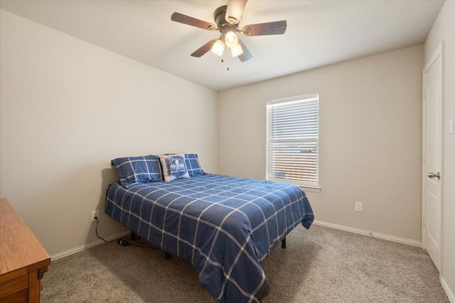 400 Hummingbird Trail, Crowley, TX 76036