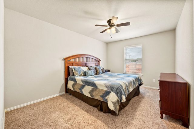 400 Hummingbird Trail, Crowley, TX 76036