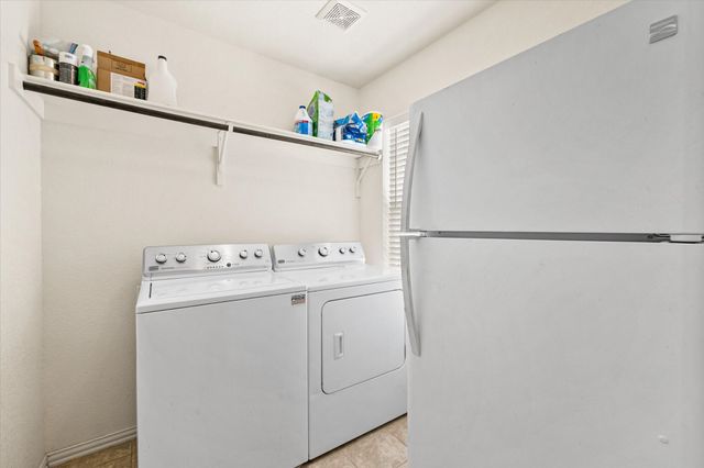 400 Hummingbird Trail, Crowley, TX 76036