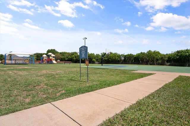 400 Hummingbird Trail, Crowley, TX 76036