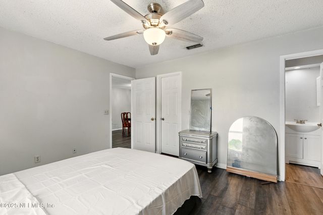 6343 ALFREDO Court, Jacksonville, FL 32244