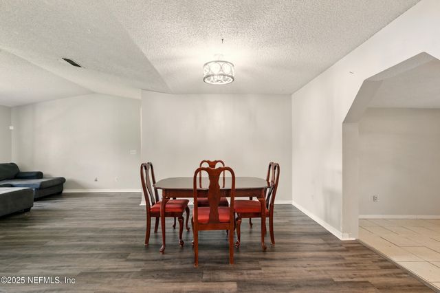 6343 ALFREDO Court, Jacksonville, FL 32244