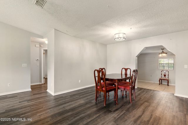 6343 ALFREDO Court, Jacksonville, FL 32244