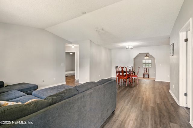 6343 ALFREDO Court, Jacksonville, FL 32244