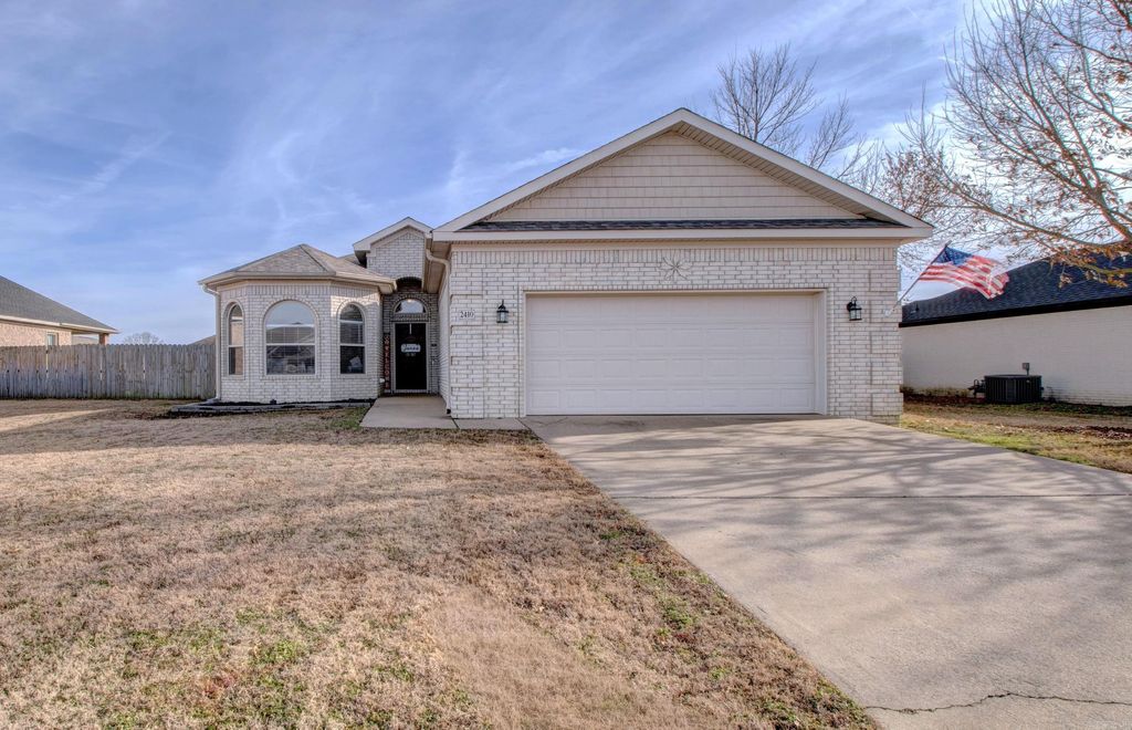 2410 Toccata Lane, Cabot, AR 72023