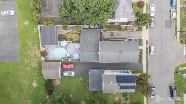 10 Crampton Avenue, Woodbridge Proper, NJ 07095
