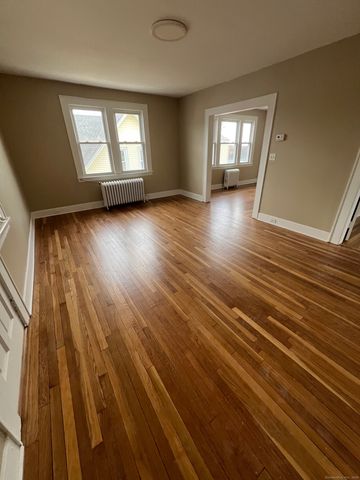 389 Hawley Avenue 3, Bridgeport, CT 06606