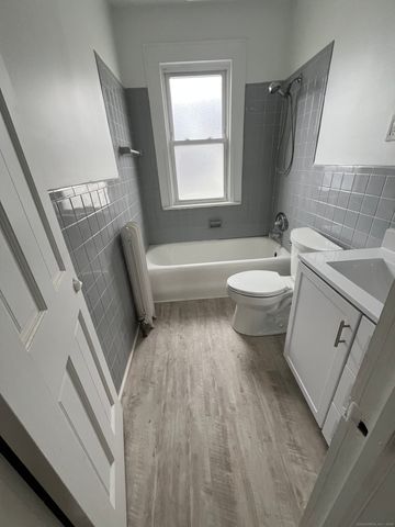 389 Hawley Avenue 3, Bridgeport, CT 06606