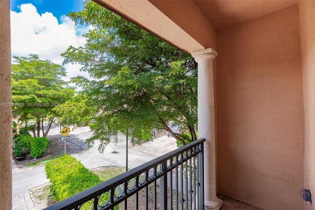 22946 SW 112th Pl, Miami, FL 33170
