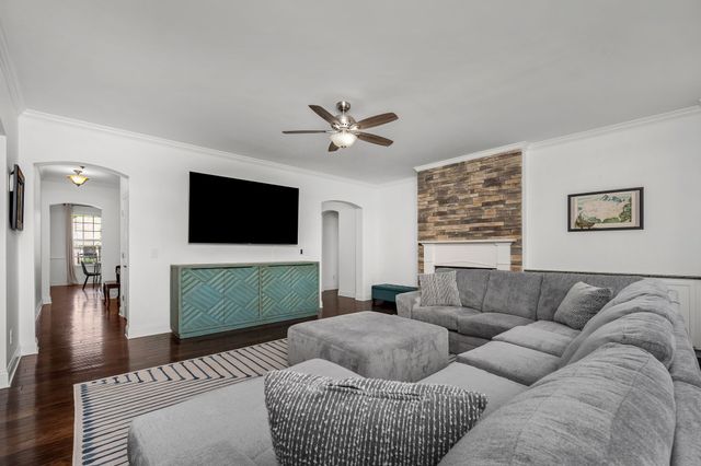 441 Valley Spring Dr, Mount Juliet, TN 37122