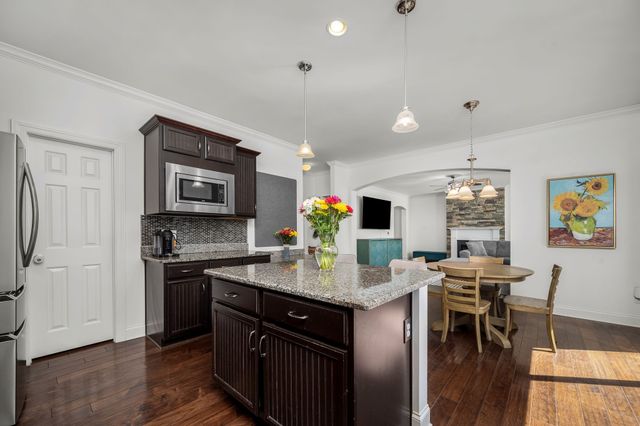 441 Valley Spring Dr, Mount Juliet, TN 37122