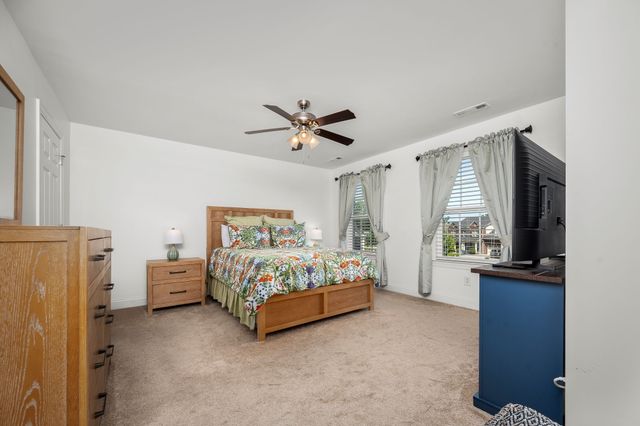441 Valley Spring Dr, Mount Juliet, TN 37122