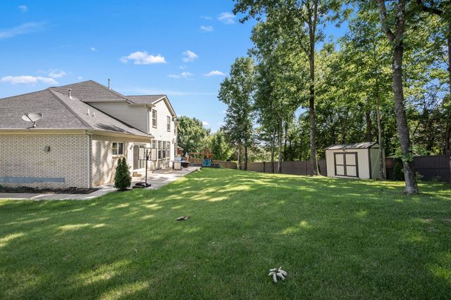 441 Valley Spring Dr, Mount Juliet, TN 37122