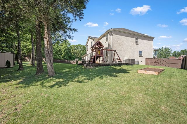 441 Valley Spring Dr, Mount Juliet, TN 37122
