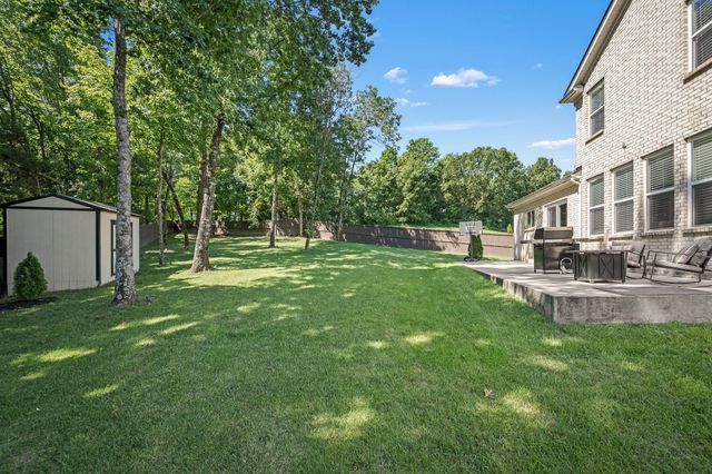 441 Valley Spring Dr, Mount Juliet, TN 37122