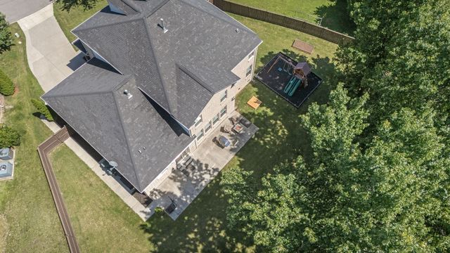 441 Valley Spring Dr, Mount Juliet, TN 37122