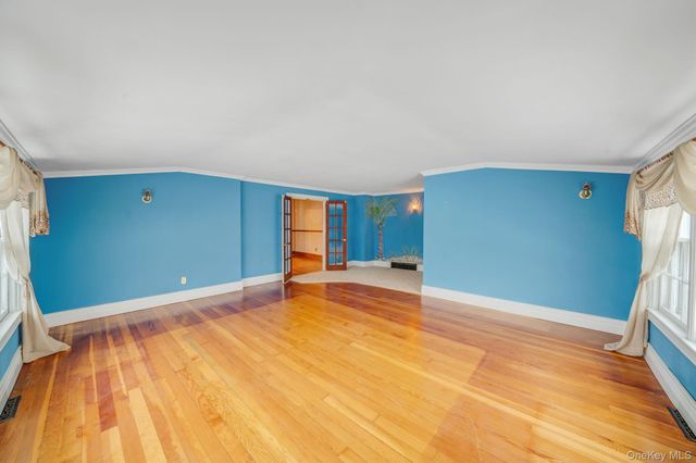 778 Terry Road, Hauppauge, NY 11788