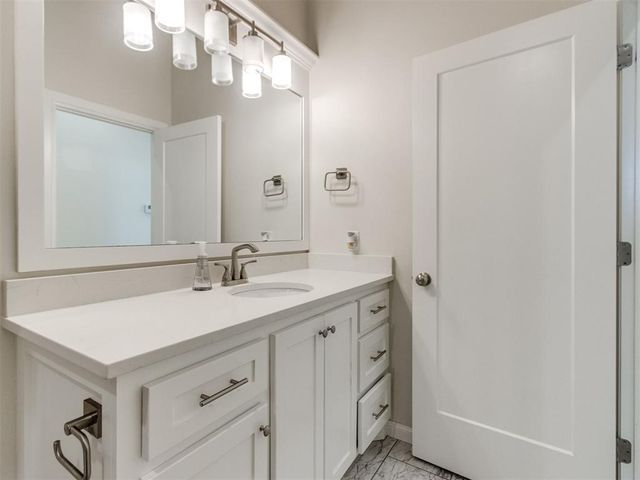 10917 Oaksplinter Lane, Oklahoma City, OK 73173