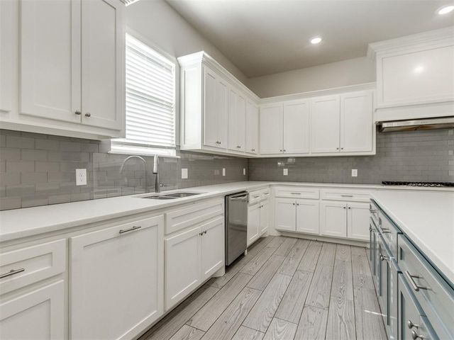 10917 Oaksplinter Lane, Oklahoma City, OK 73173