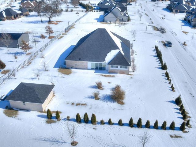 10917 Oaksplinter Lane, Oklahoma City, OK 73173