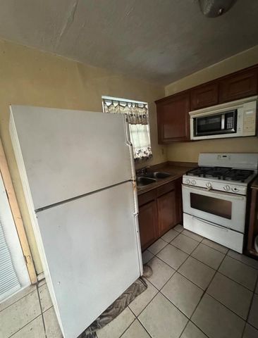313 SW 15TH Terrace, Delray Beach, FL 33444