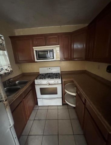 313 SW 15TH Terrace, Delray Beach, FL 33444