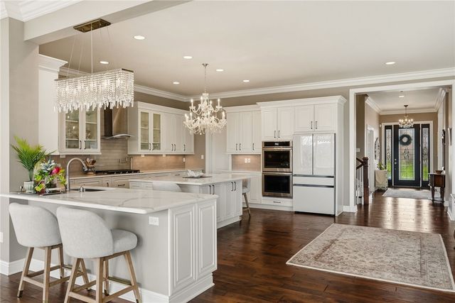 1690 Shelburne Ln, Squirrel Hill, PA 15217