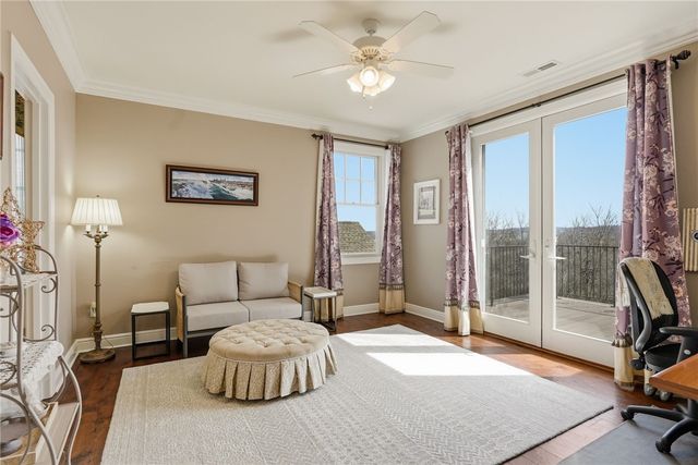 1690 Shelburne Ln, Squirrel Hill, PA 15217