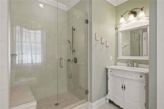 1690 Shelburne Ln, Squirrel Hill, PA 15217