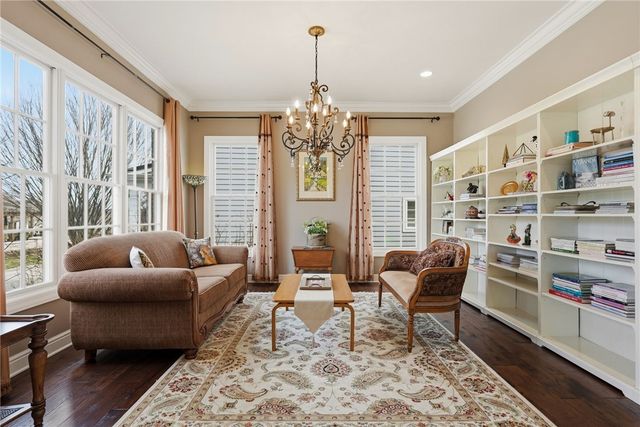 1690 Shelburne Ln, Squirrel Hill, PA 15217