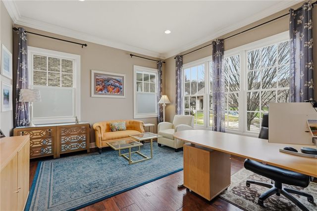 1690 Shelburne Ln, Squirrel Hill, PA 15217