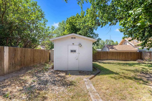 8941 W Donnybrook Dr, Boise, ID 83709