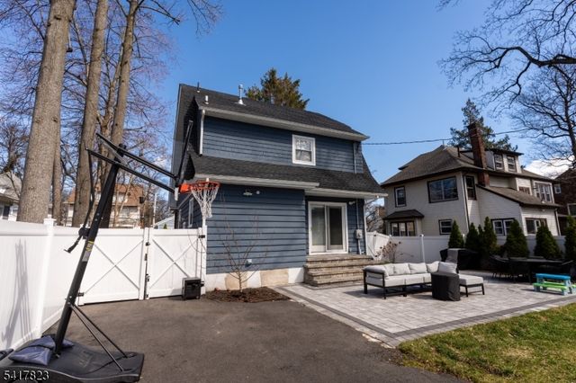 246 Stirling Ave, City Of Orange Twp., NJ 07050