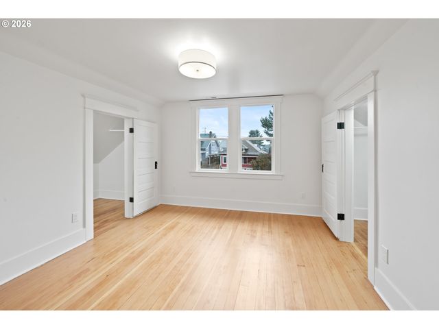 4511 N COMMERCIAL Ave, Portland, OR 97217