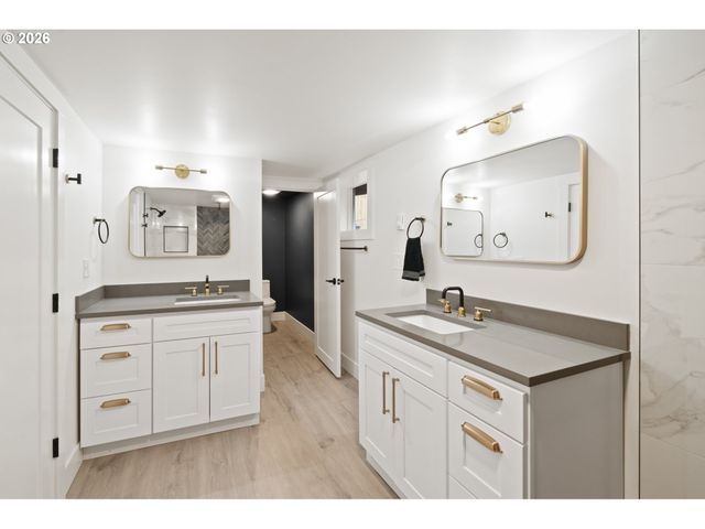 4511 N COMMERCIAL Ave, Portland, OR 97217