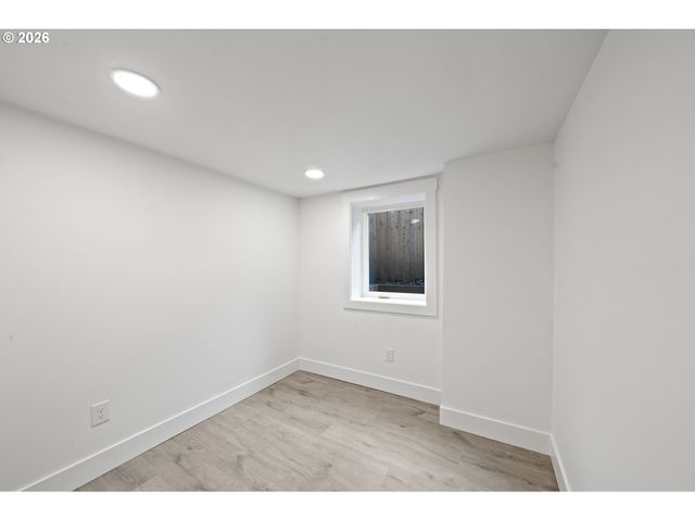 4511 N COMMERCIAL Ave, Portland, OR 97217