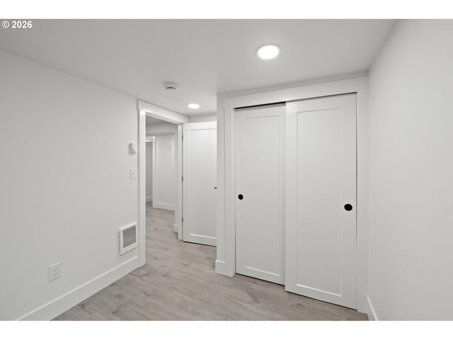 4511 N COMMERCIAL Ave, Portland, OR 97217