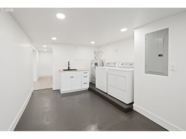 4511 N COMMERCIAL Ave, Portland, OR 97217