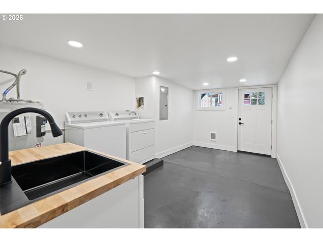 4511 N COMMERCIAL Ave, Portland, OR 97217