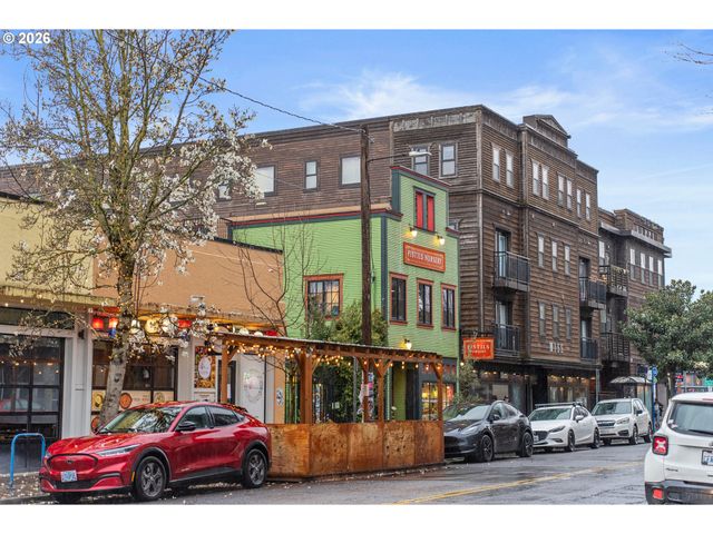 4511 N COMMERCIAL Ave, Portland, OR 97217