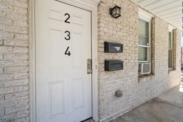234 Lt Glenn Zamorski Dr, Elizabeth City, NJ 07206
