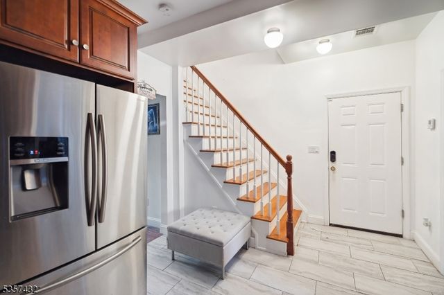 234 Lt Glenn Zamorski Dr, Elizabeth City, NJ 07206