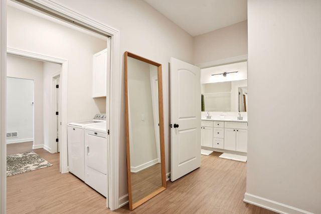 720 South Division Street, Roberts, WI 54023