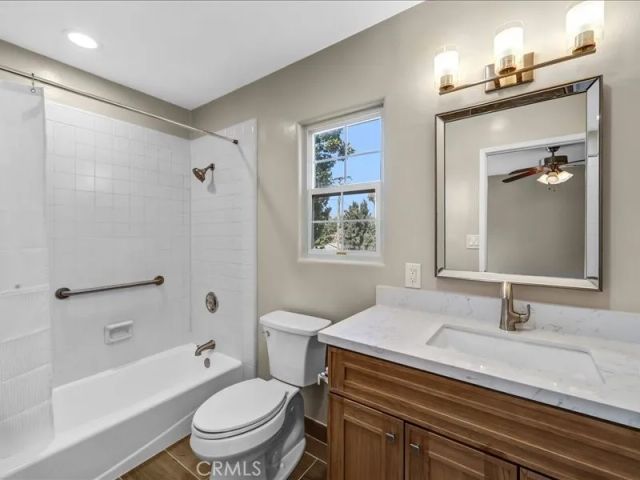 1315 W Valleyheart, Burbank, CA 91506
