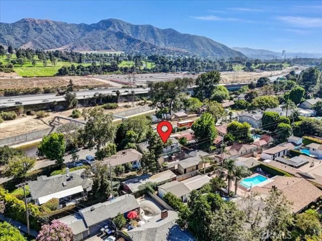1315 W Valleyheart, Burbank, CA 91506