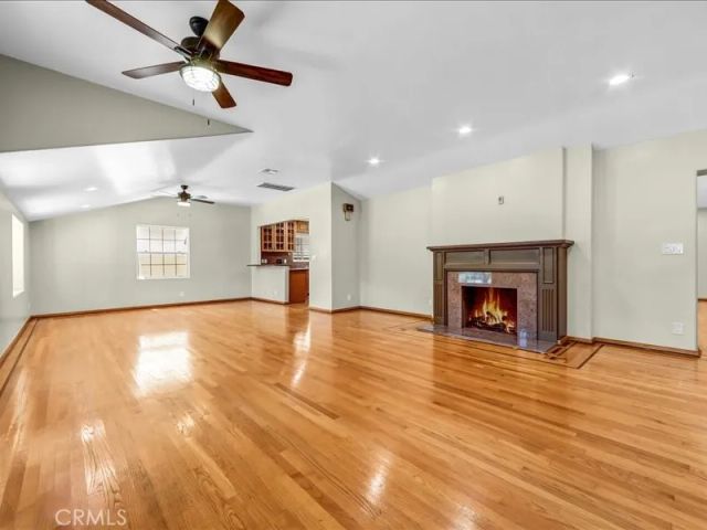 1315 W Valleyheart, Burbank, CA 91506
