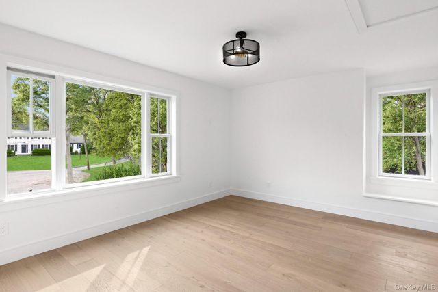 5 Pheasant Lane, Remsenburg, NY 11960