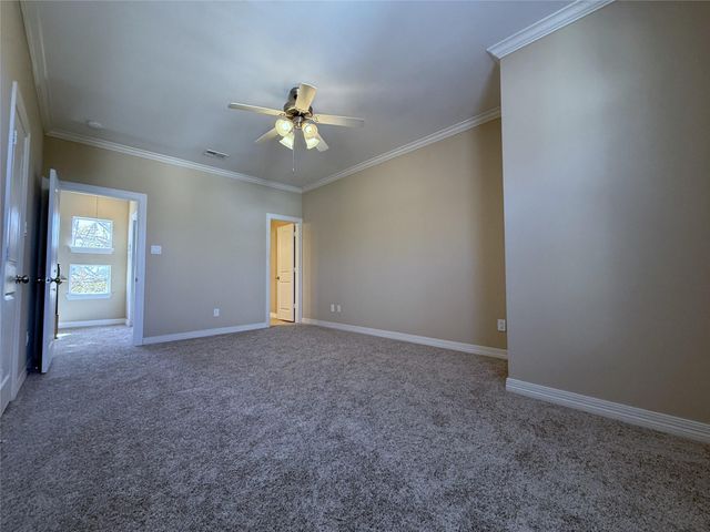 5305 Egbert C, Houston, TX 77007